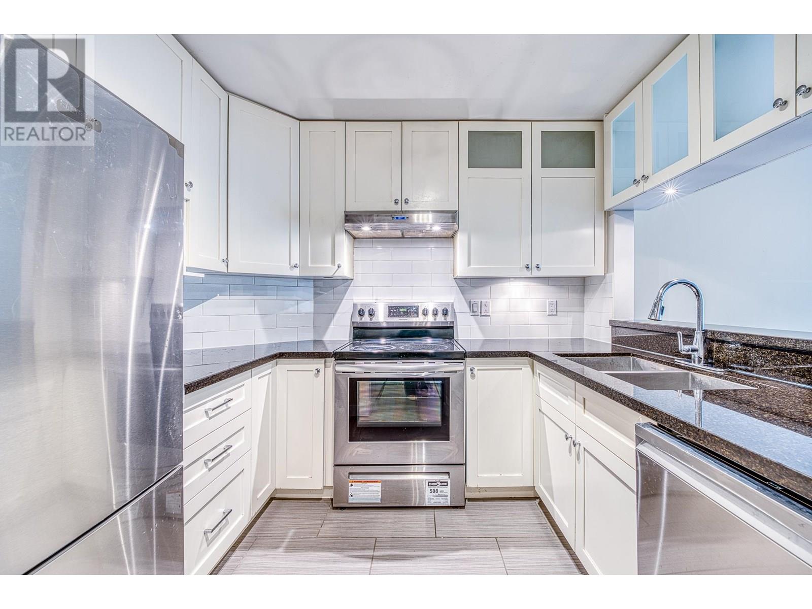 Photo 6 of 303 7457 Moffatt Road, Richmond BC