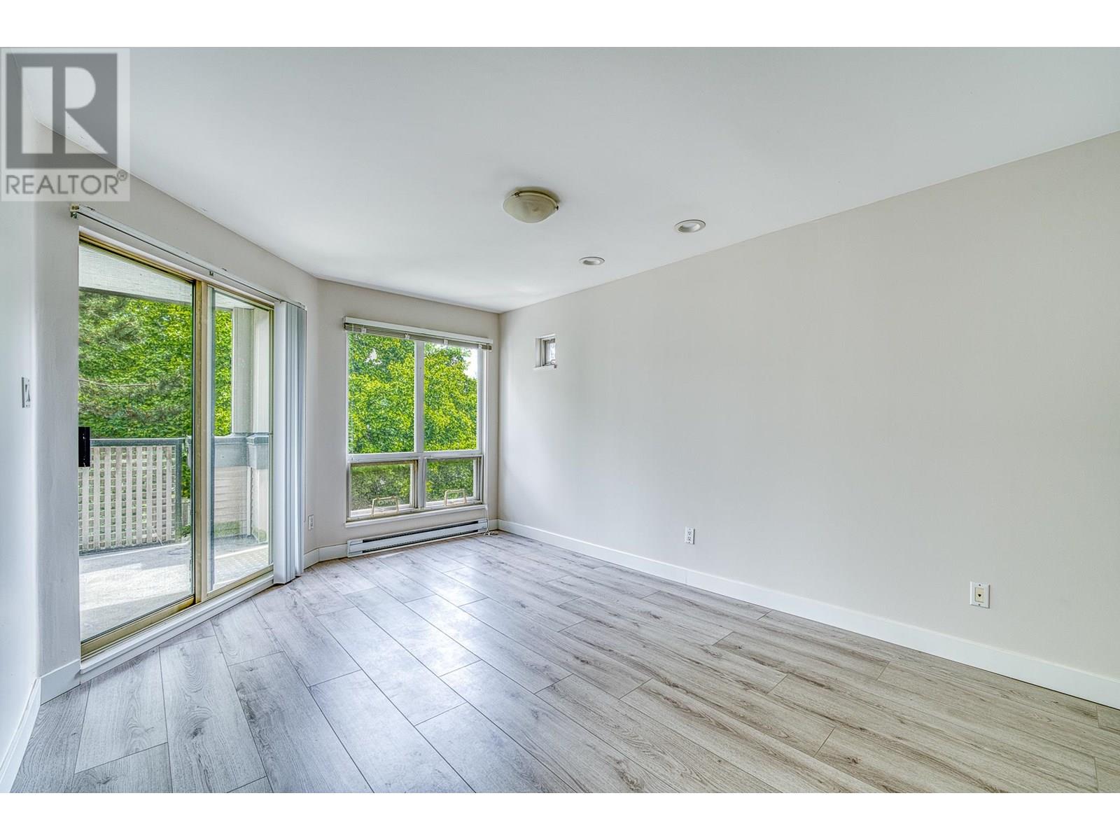 Photo 8 of 303 7457 Moffatt Road, Richmond BC