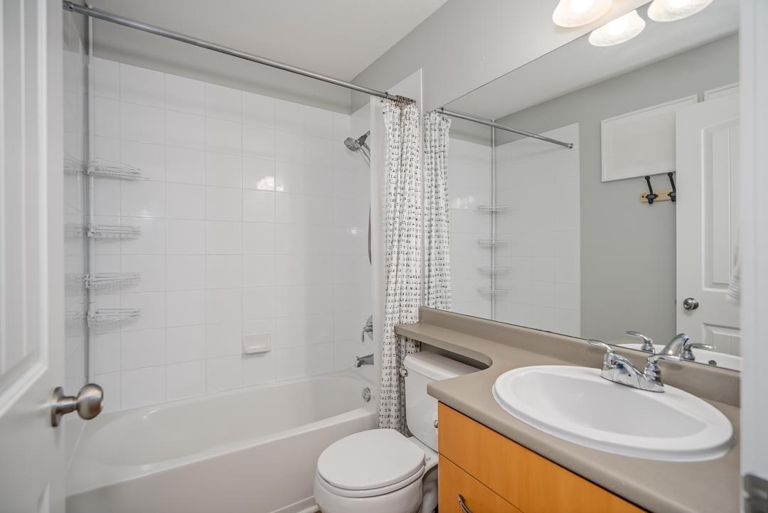 Photo 27 of 64 4401 Blauson Boulevard, Abbotsford BC