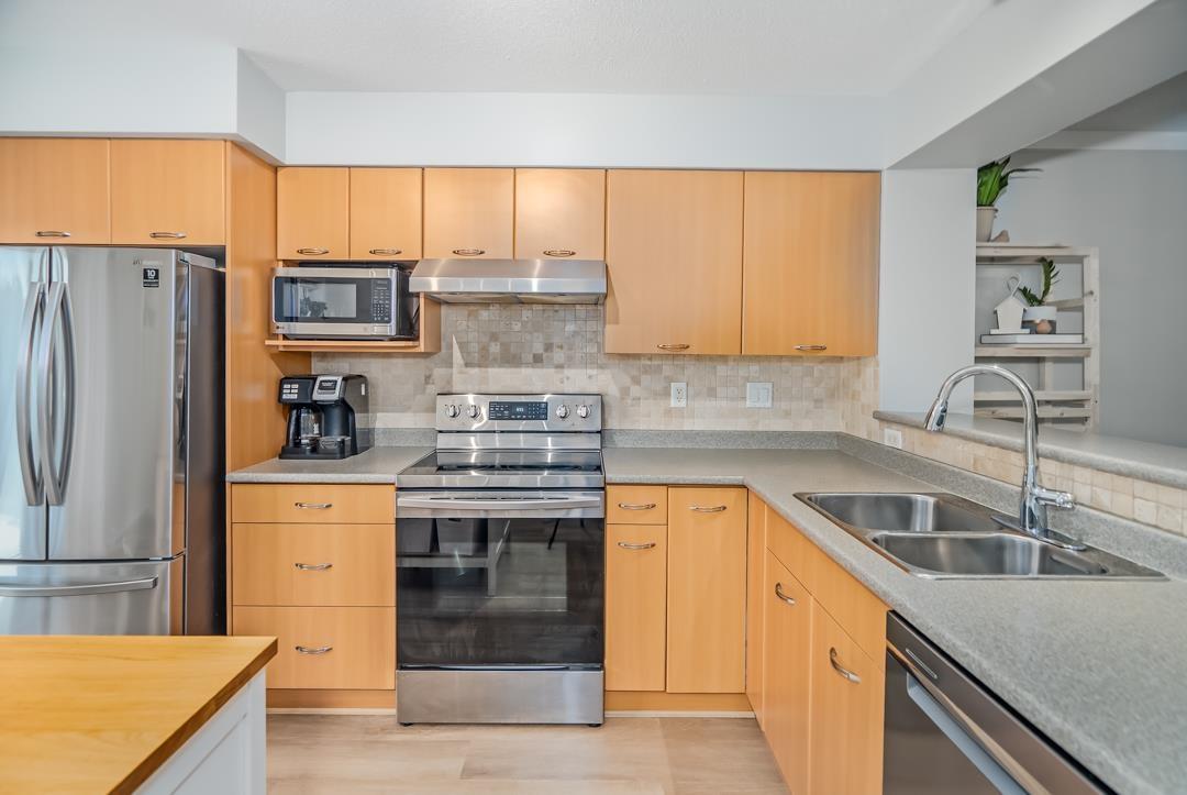Photo 16 of 64 4401 Blauson Boulevard, Abbotsford BC