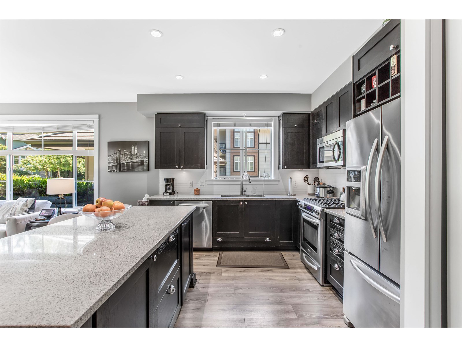 Photo 4 of 105 15195 36th Avenue, Surrey BC