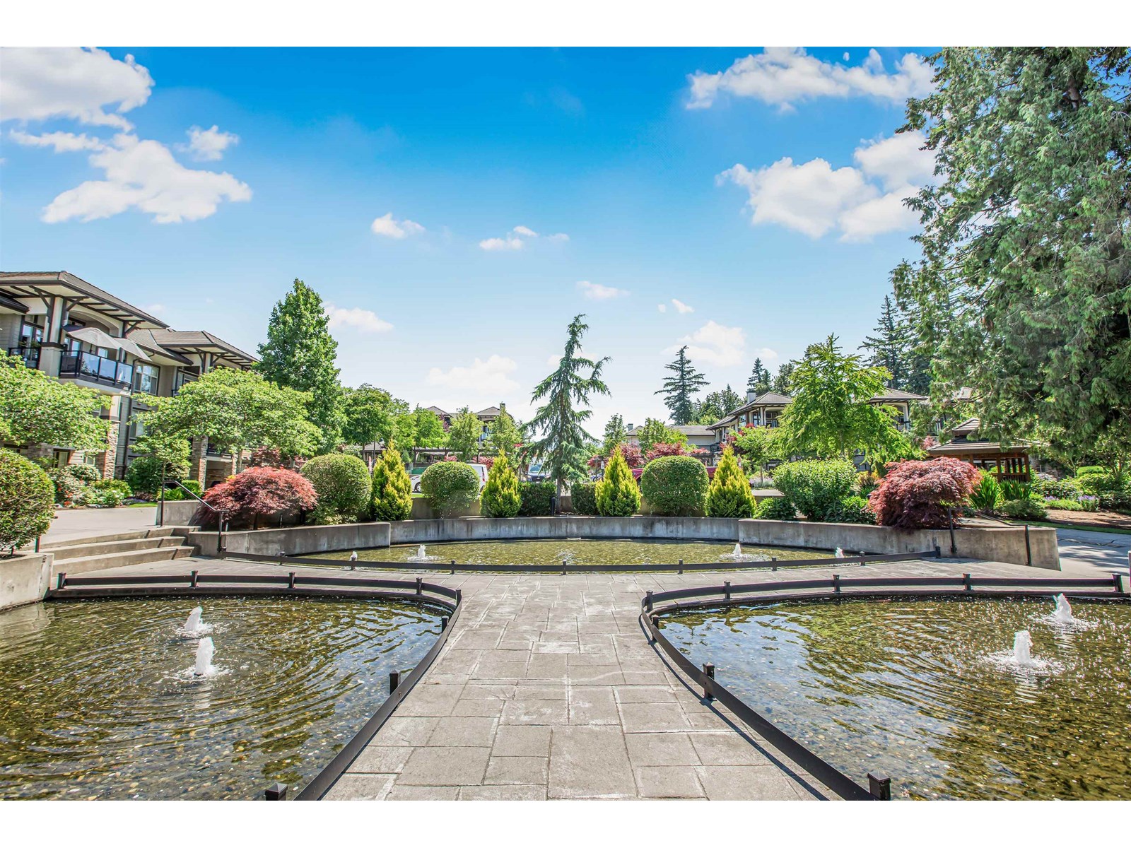 Photo 34 of 105 15195 36th Avenue, Surrey BC