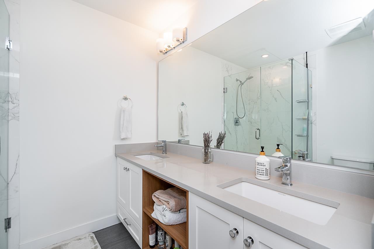 Photo 28 of 26 27735 Roundhouse Drive, Abbotsford BC