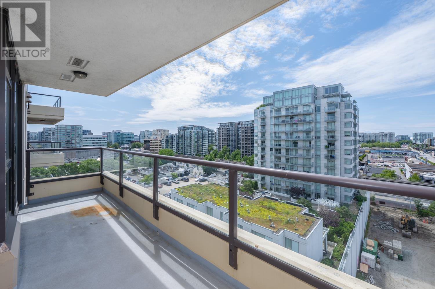 Photo 15 of 1101 8120 Lansdowne Road, Richmond BC