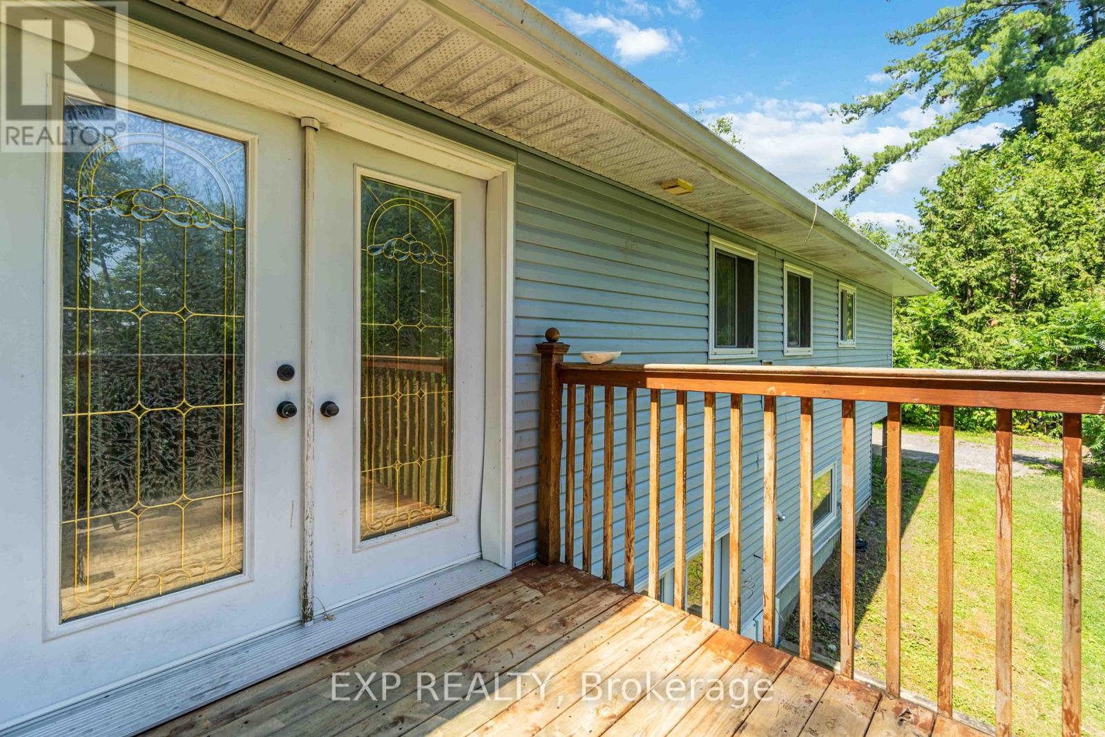Photo 10 of 124 Northridge Lane, Ottawa ON
