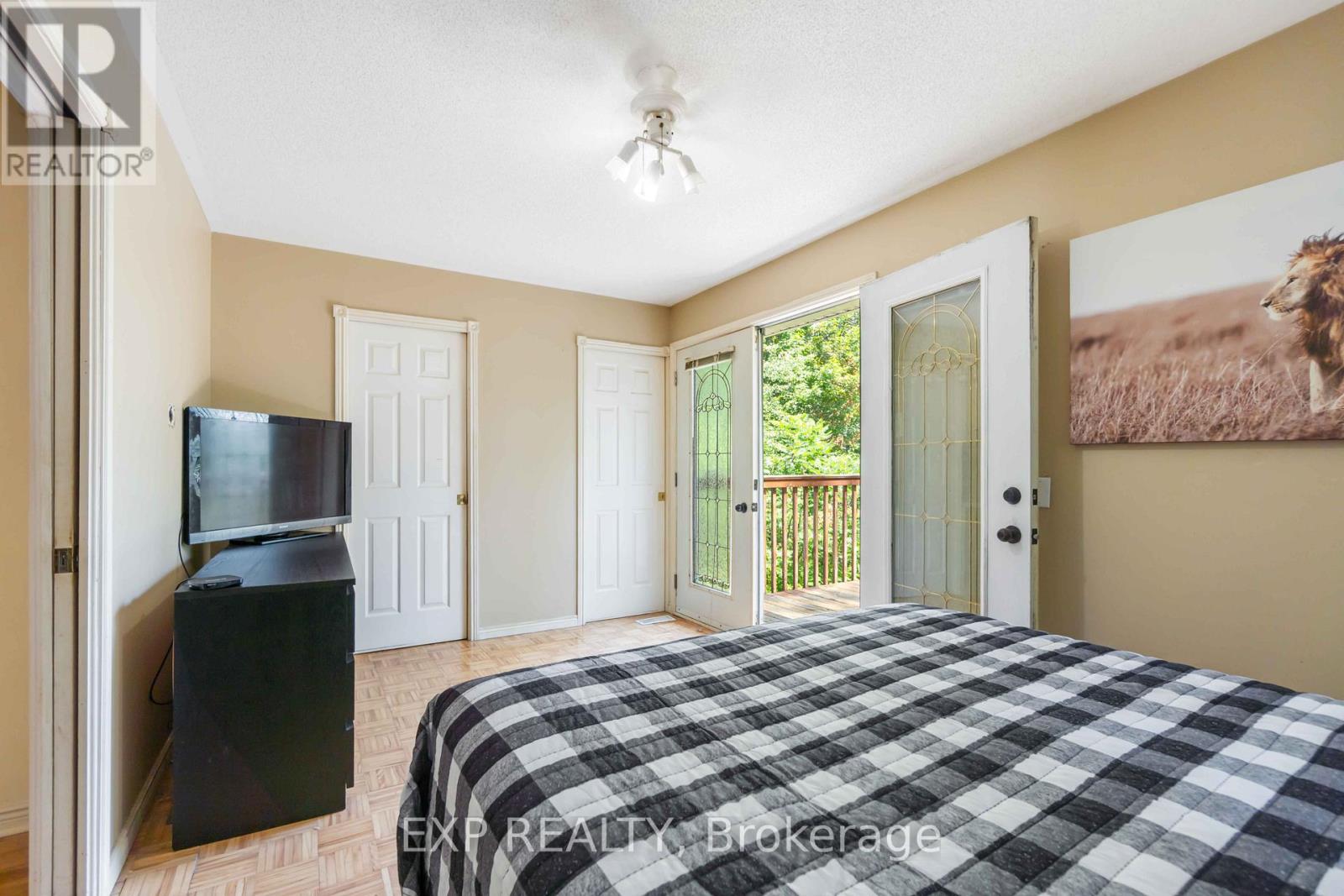 Photo 20 of 124 Northridge Lane, Ottawa ON