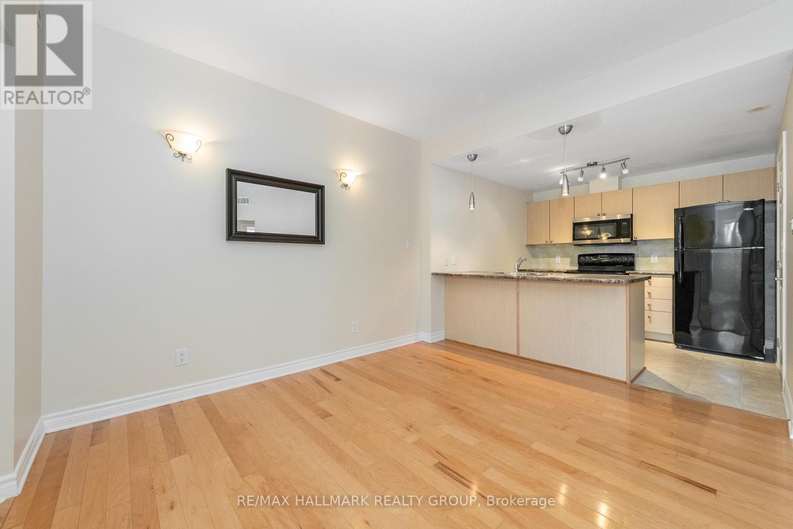 Photo 14 of D 1101 Stittsville Main Street, Ottawa ON