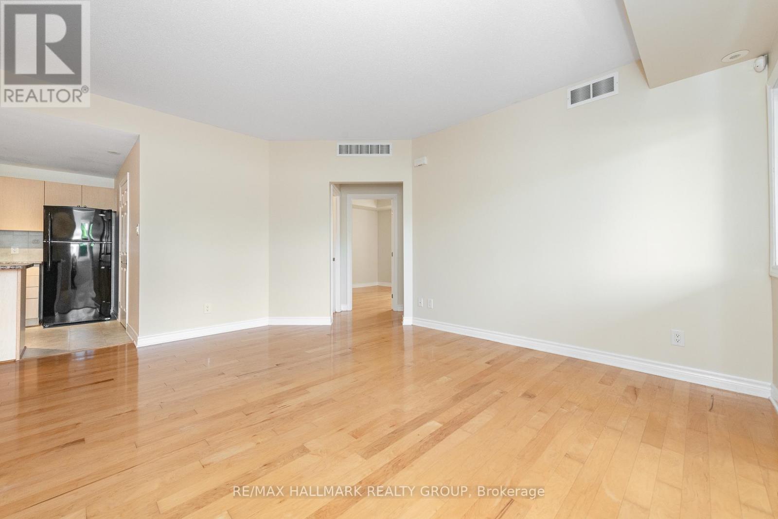 Photo 12 of D 1101 Stittsville Main Street, Ottawa ON