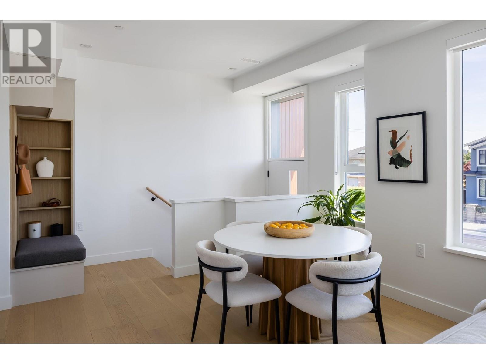 Photo 1 of 212 715 W 49th Avenue, Vancouver BC