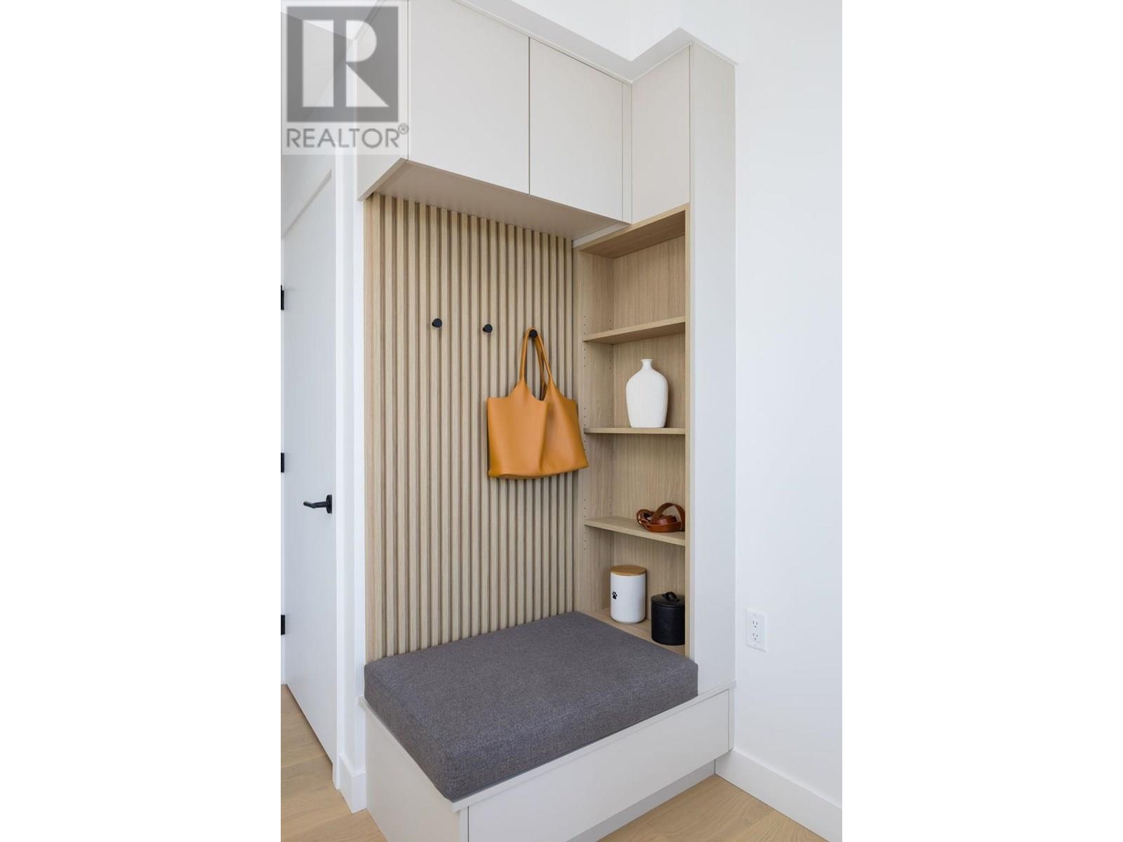Photo 9 of 212 715 W 49th Avenue, Vancouver BC