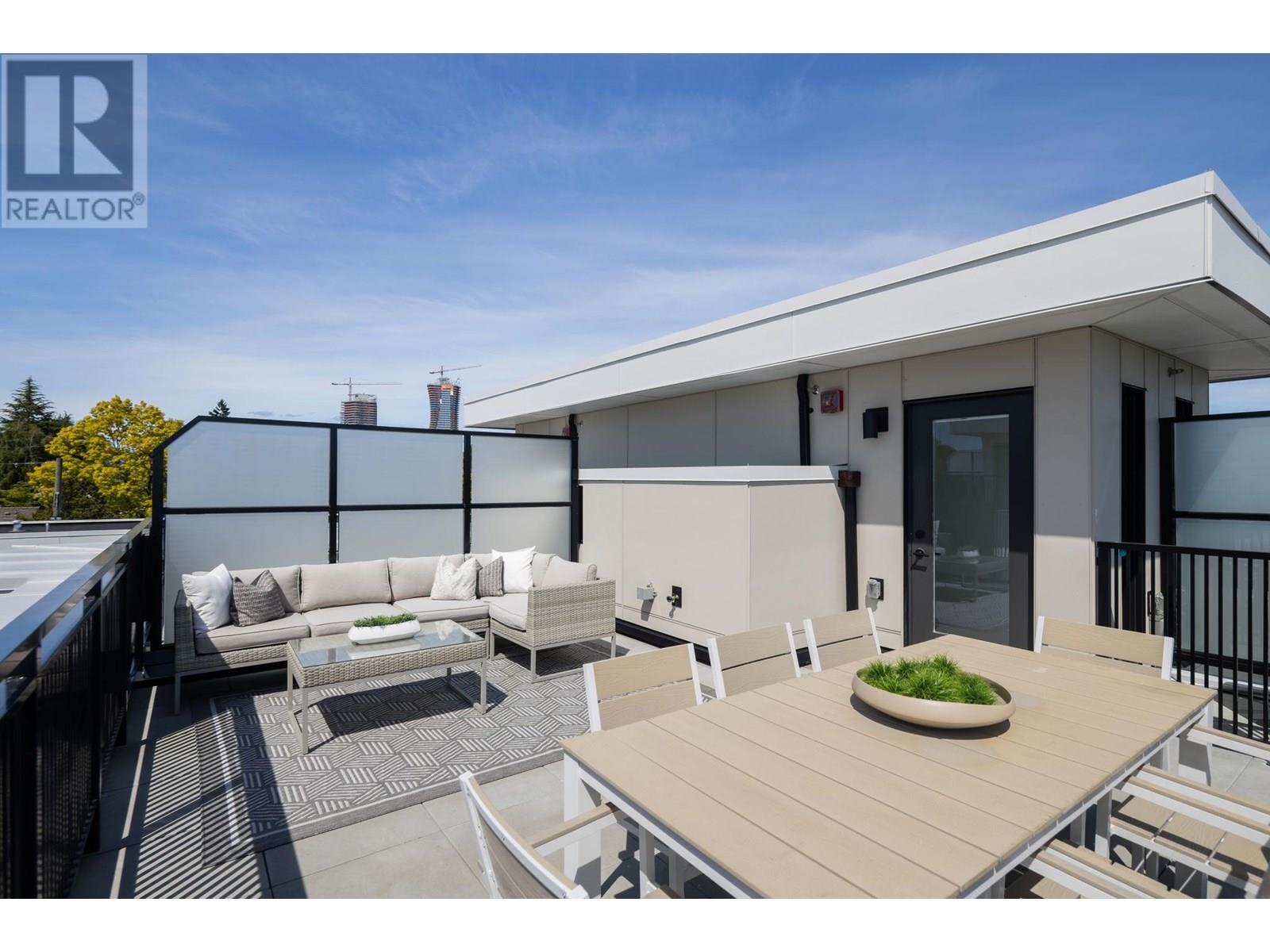Photo 30 of 212 715 W 49th Avenue, Vancouver BC
