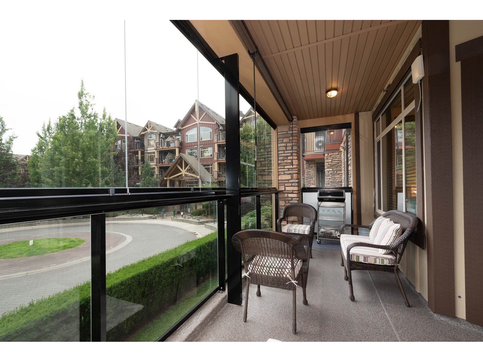 Photo 15 of 282 8288 207 A Street, Langley BC