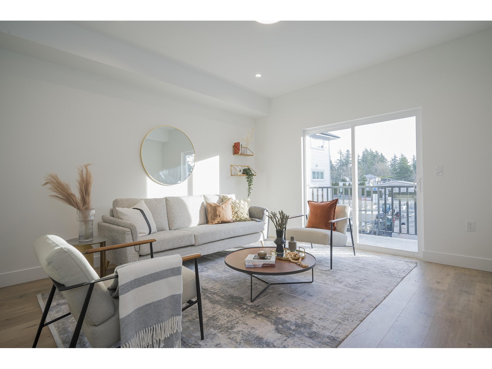Photo 1 of 6 12770 105 Avenue, Surrey BC