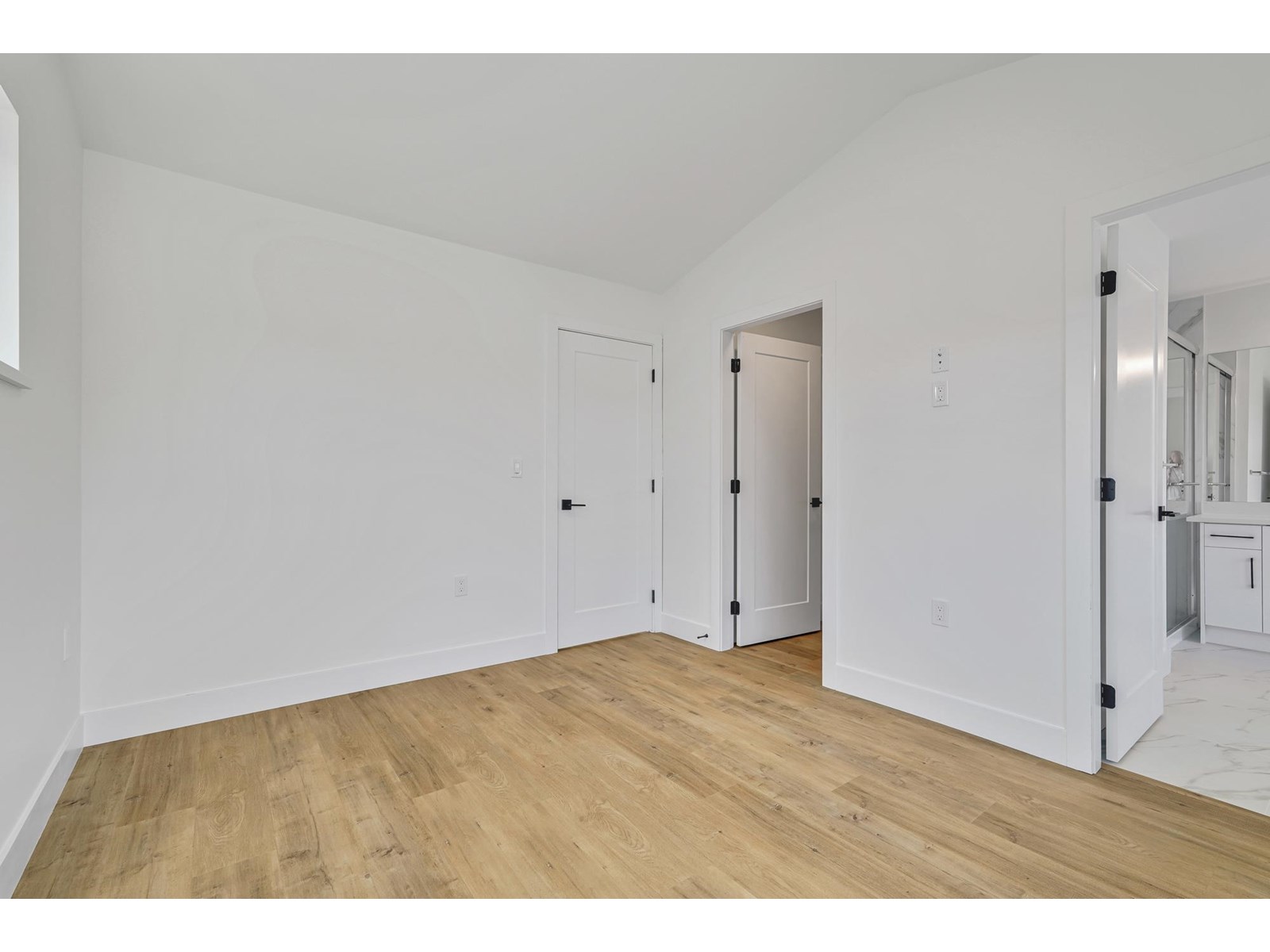 Photo 14 of 7 12770 105 Avenue, Surrey BC