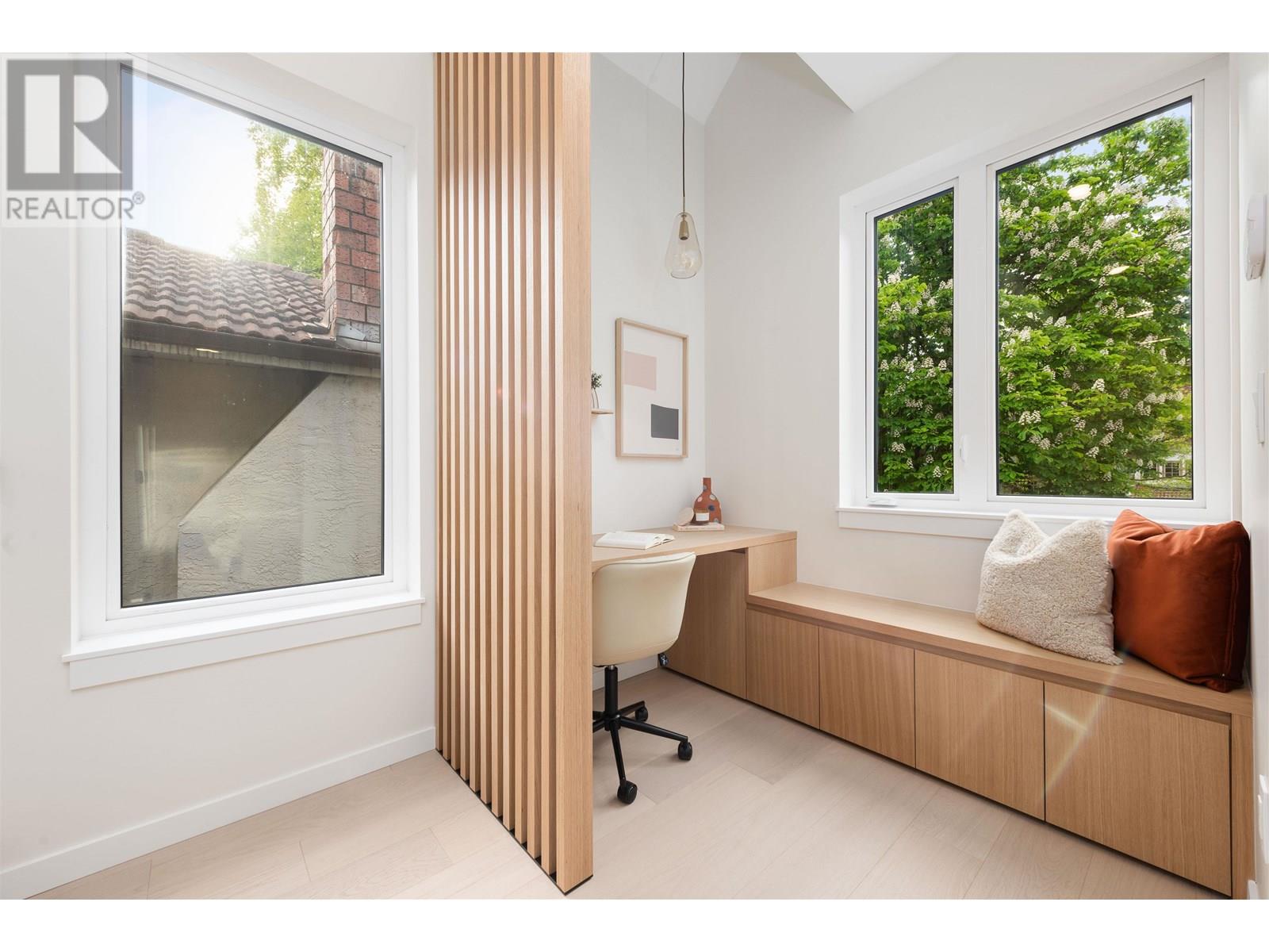 Photo 15 of 2 2764 W 14th Avenue, Vancouver BC