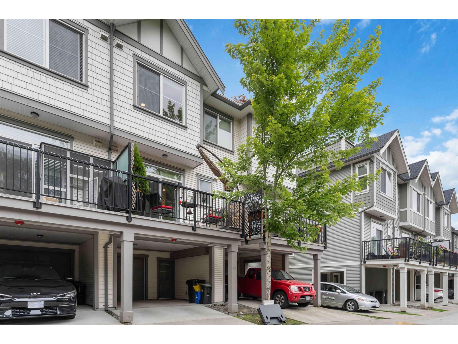 31 8217 204B STREET, Langley