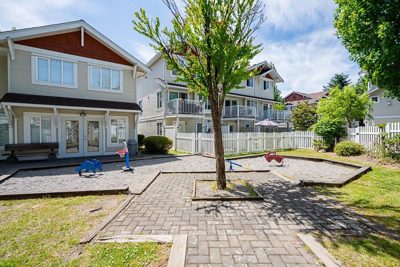 Photo 35 of 71 12110 75 A Avenue, Surrey BC