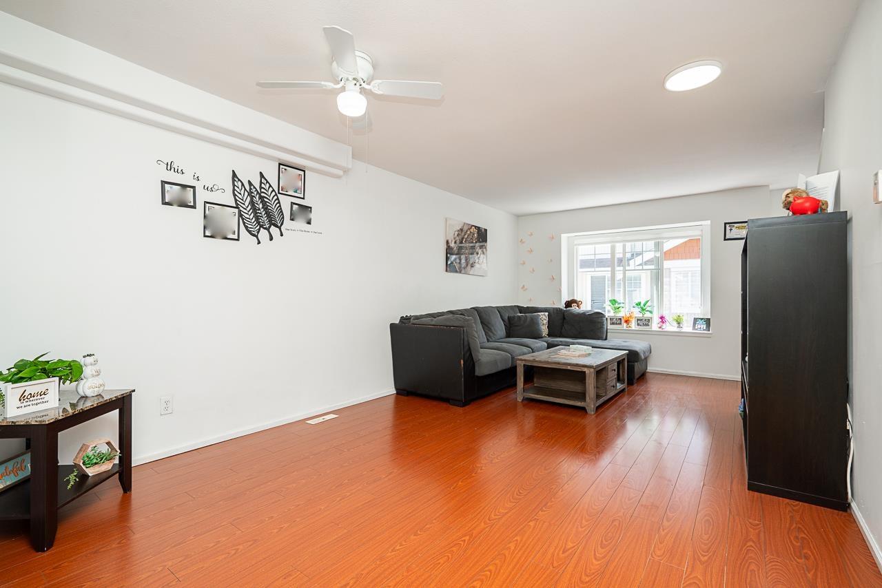 Photo 6 of 71 12110 75 A Avenue, Surrey BC