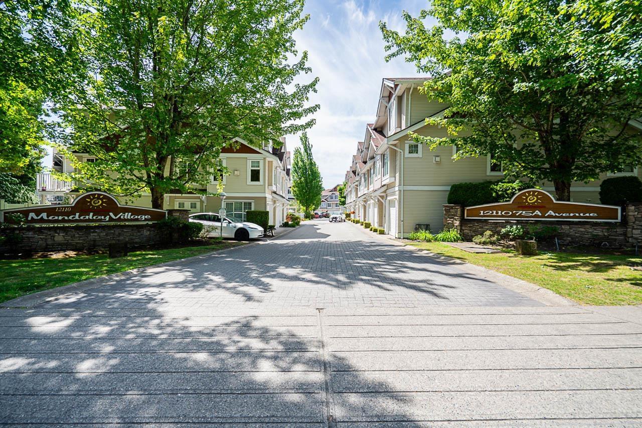 Photo 3 of 71 12110 75 A Avenue, Surrey BC