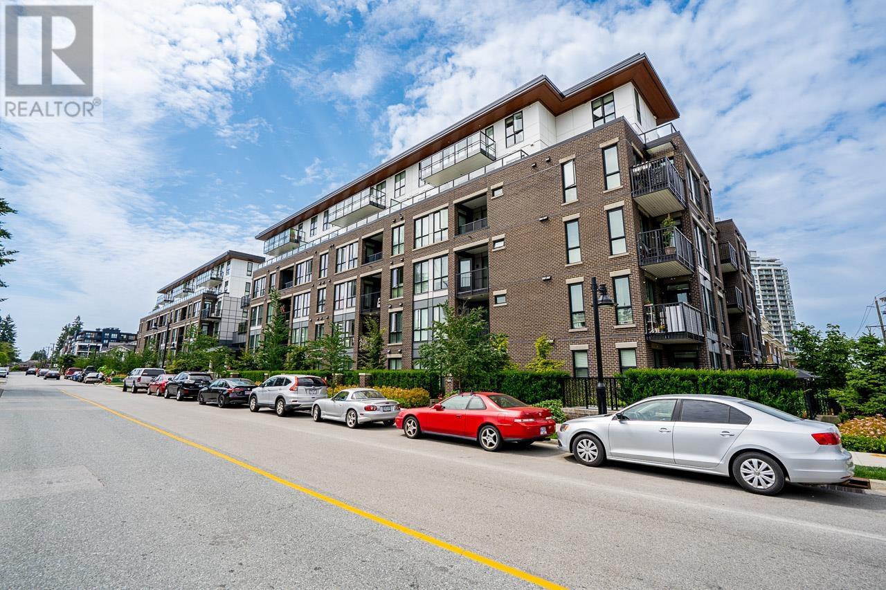 Photo 4 of 204 750 Dogwood Street, Coquitlam BC