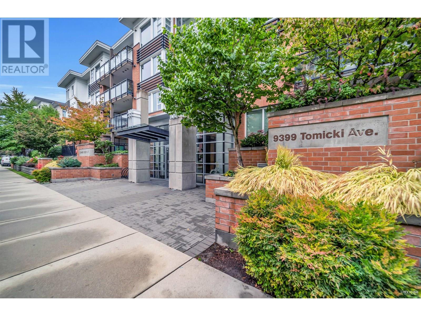 Photo 1 of 220 9399 Tomicki Avenue, Richmond BC