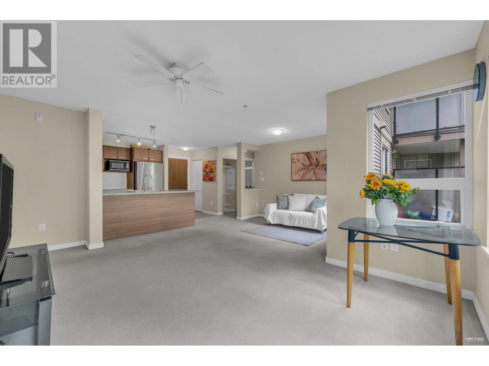 Photo 16 of 220 9399 Tomicki Avenue, Richmond BC