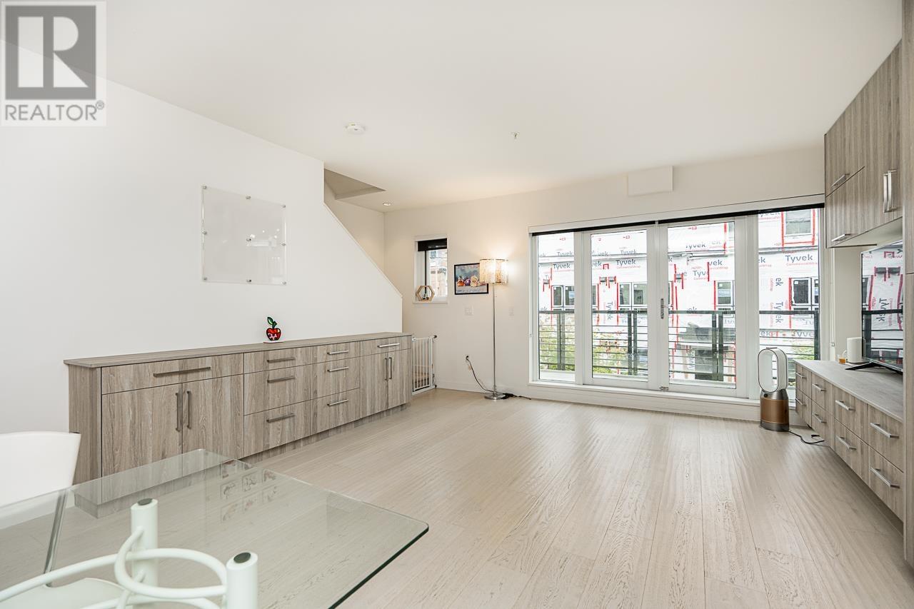 2 589 W KING EDWARD AVENUE, Vancouver