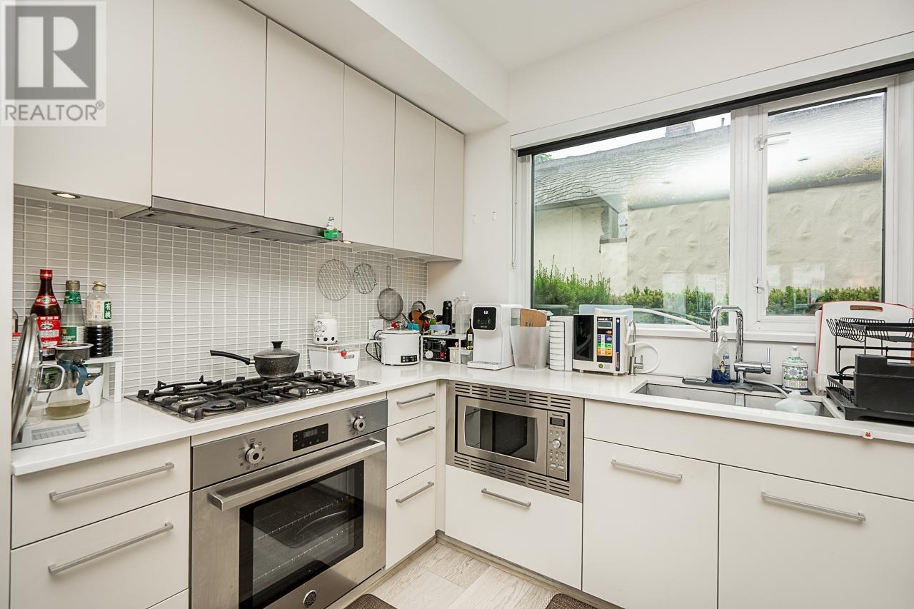 2 589 W KING EDWARD AVENUE, Vancouver