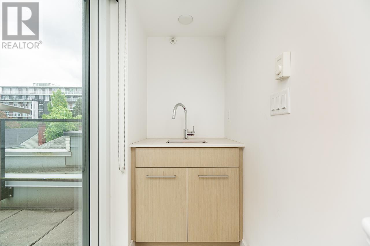 2 589 W KING EDWARD AVENUE, Vancouver