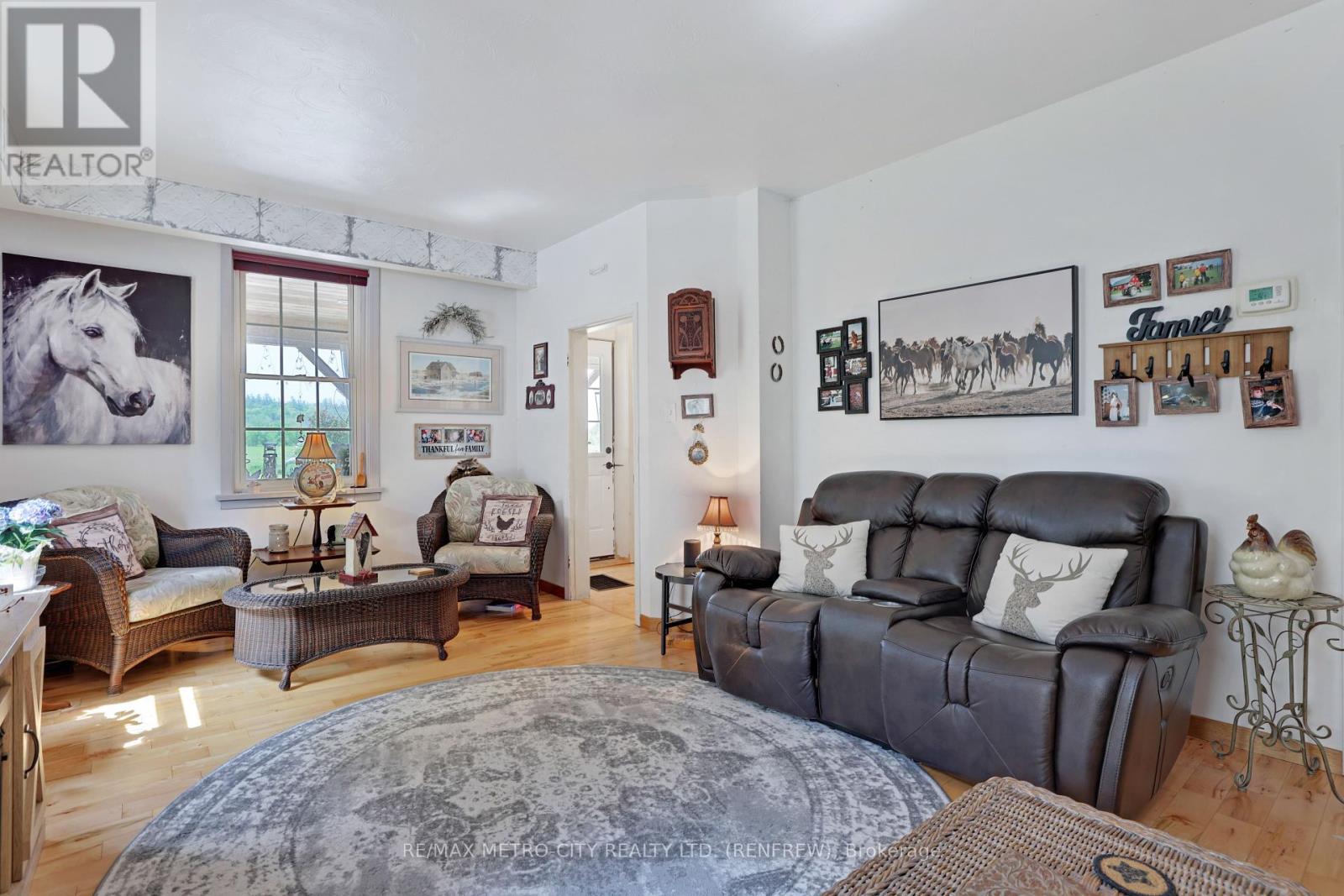 Photo 9 of 155 Storie Road, Horton ON