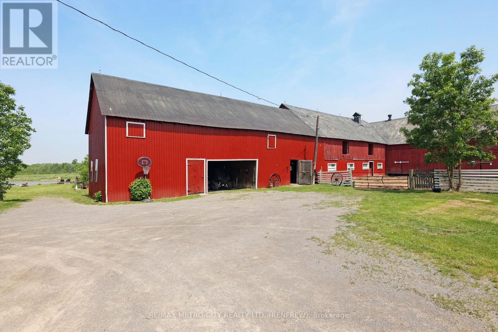 Photo 41 of 155 Storie Road, Horton ON
