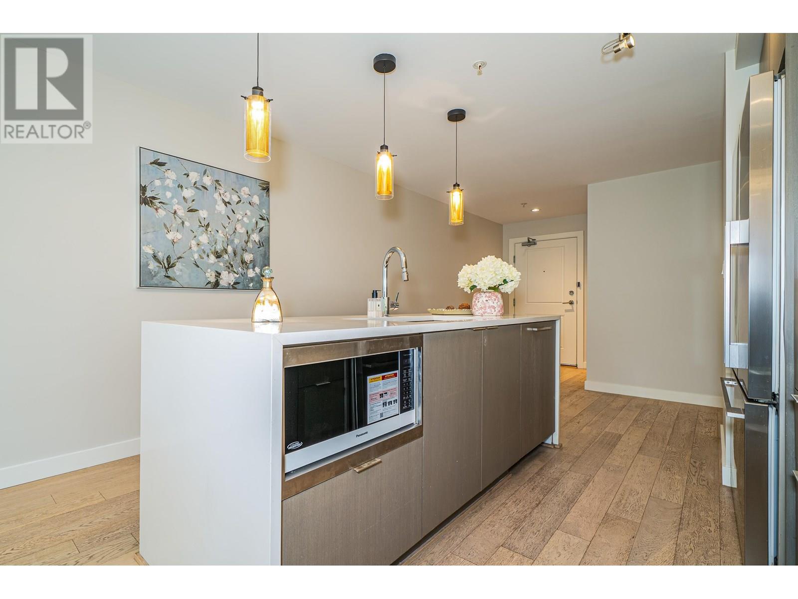 Photo 8 of 308 5555 Dunbar Street, Vancouver BC