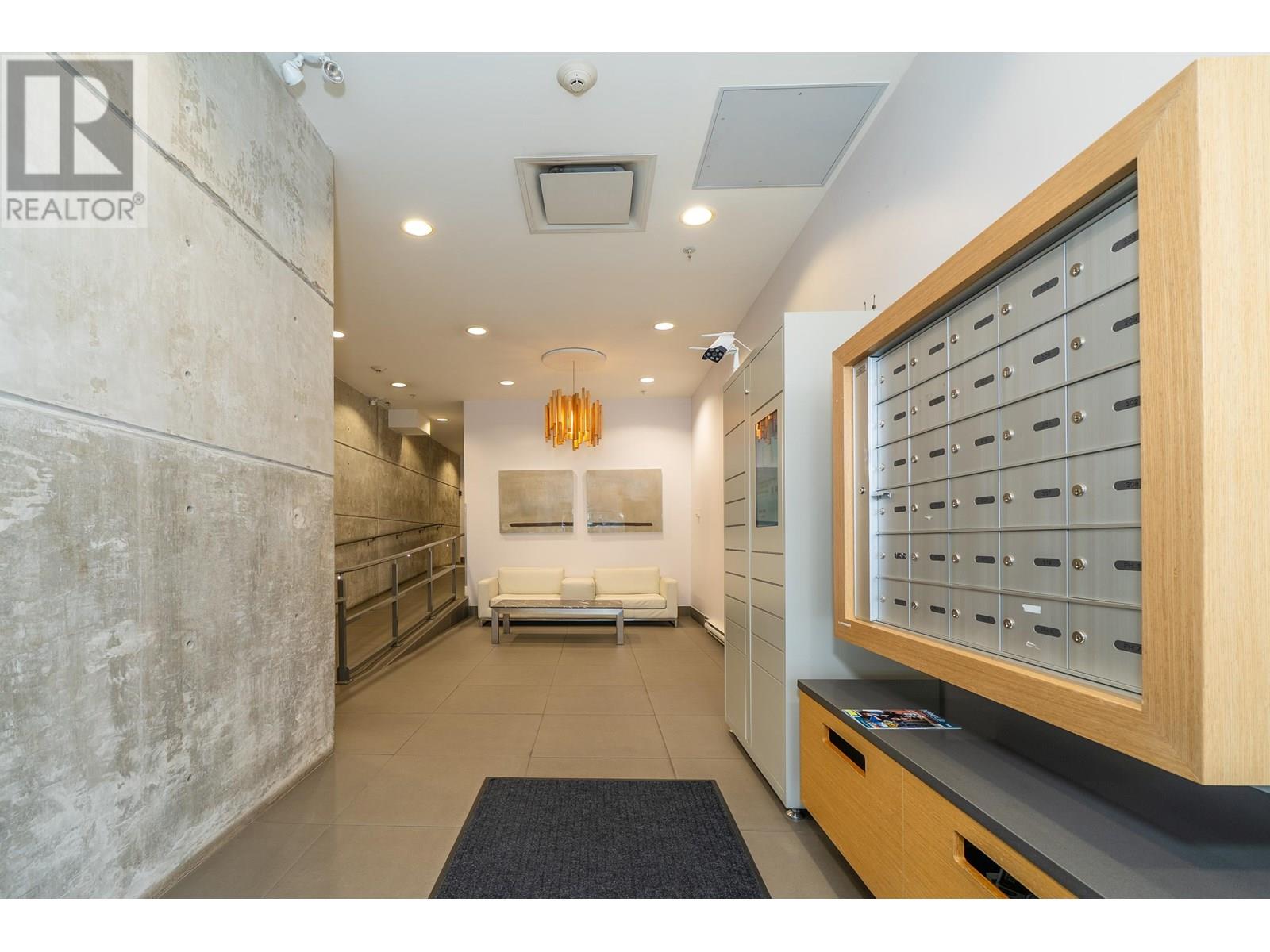 Photo 2 of 308 5555 Dunbar Street, Vancouver BC