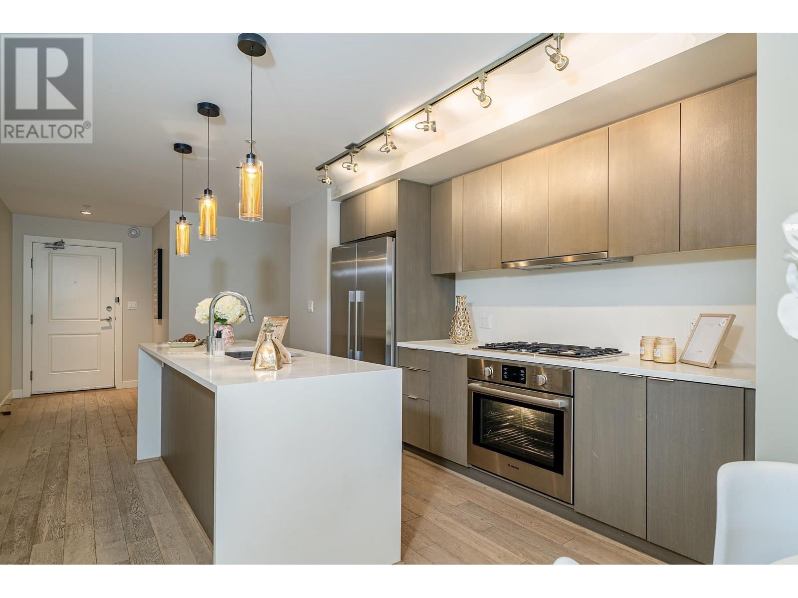 Photo 9 of 308 5555 Dunbar Street, Vancouver BC