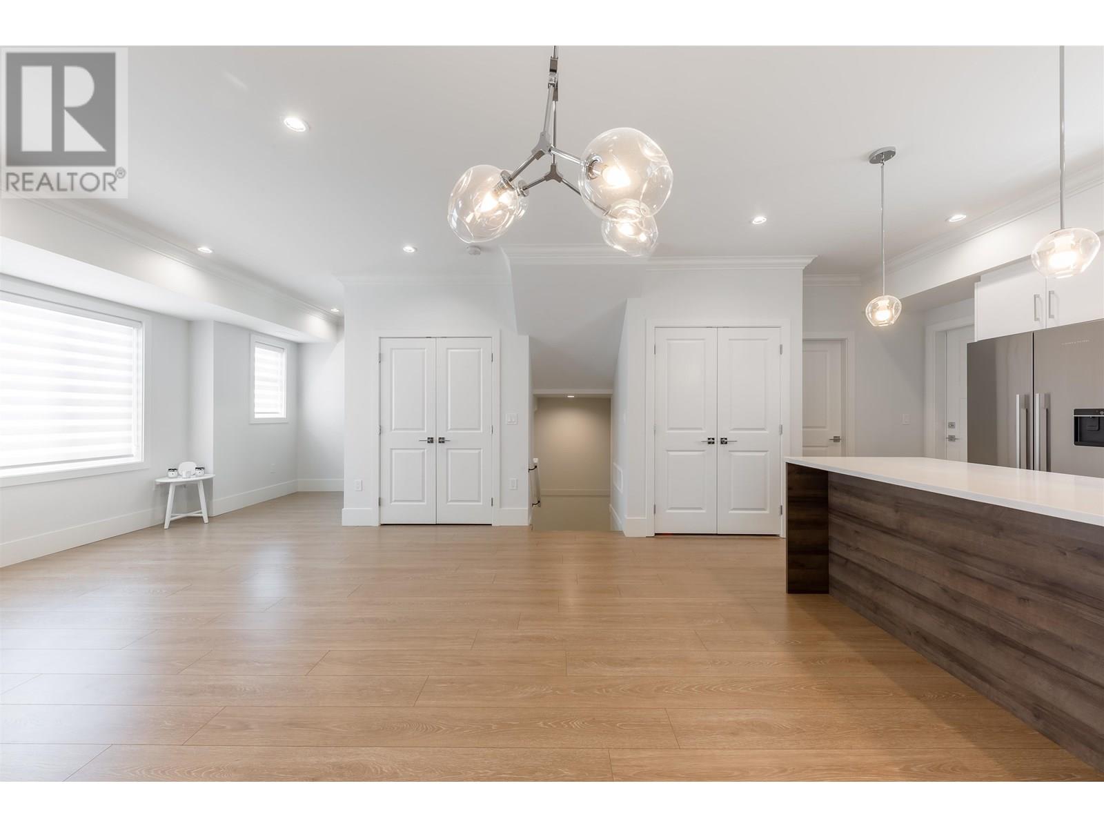 Photo 13 of 54 9200 Mckim Way, Richmond BC