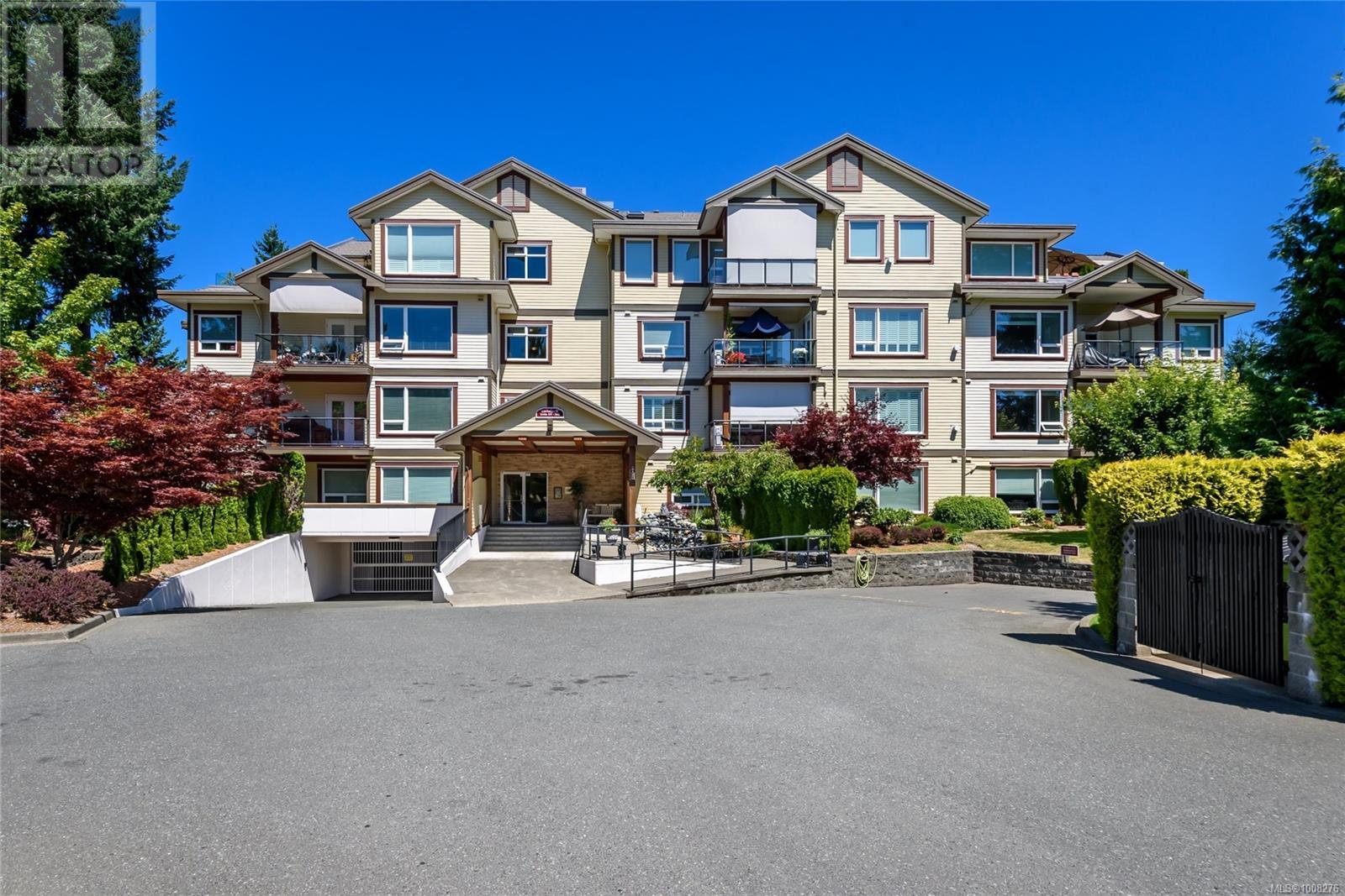 225 3666 Royal Vista Way, Courtenay