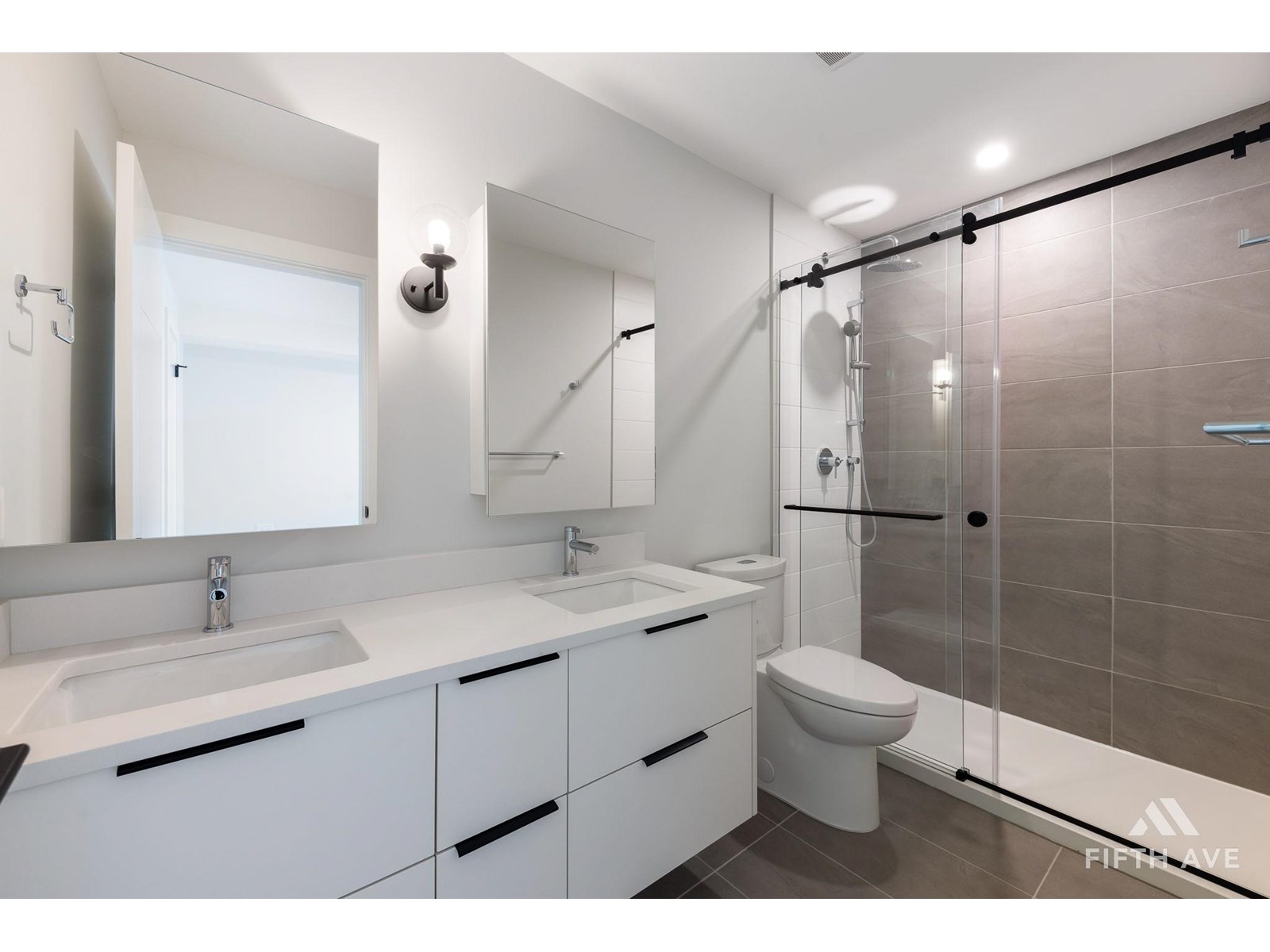 Photo 23 of 73 30530 Cardinal Avenue, Abbotsford BC