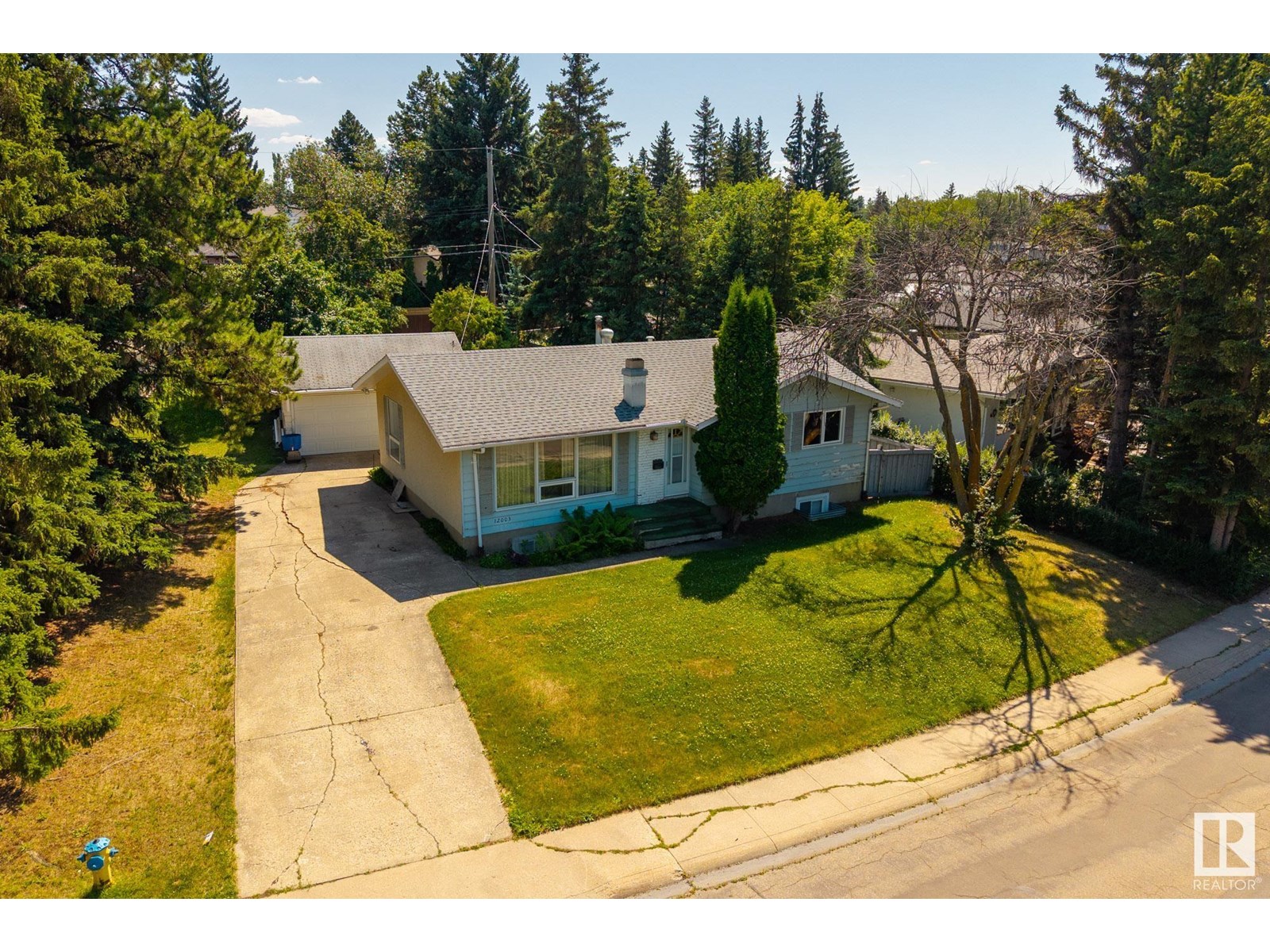 Photo 12 of 12003 Aspen Drive West Nw, Edmonton AB