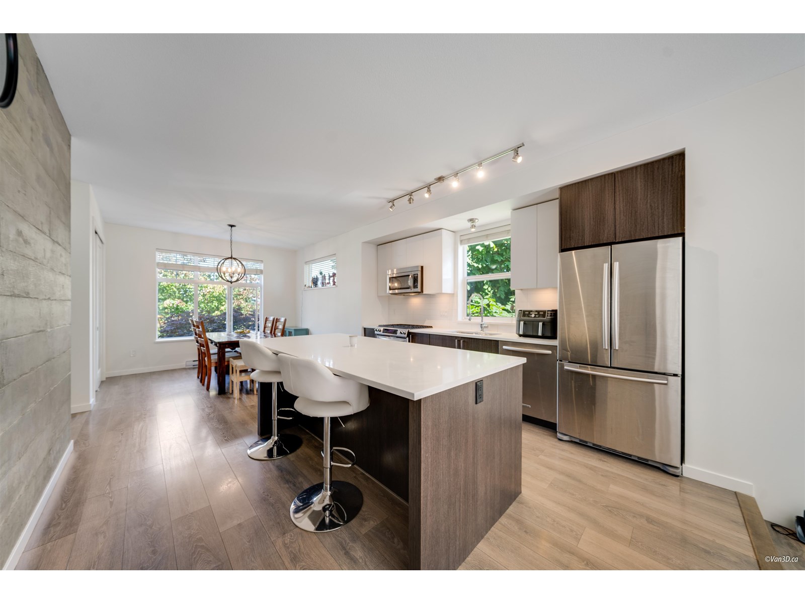 Photo 18 of 20 15128 24 Avenue, Surrey BC