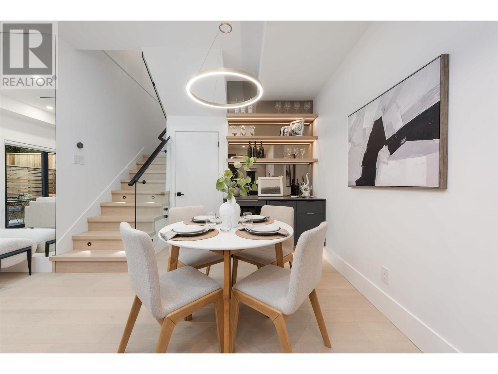 Photo 9 of 5 371 E 33rd Avenue, Vancouver BC