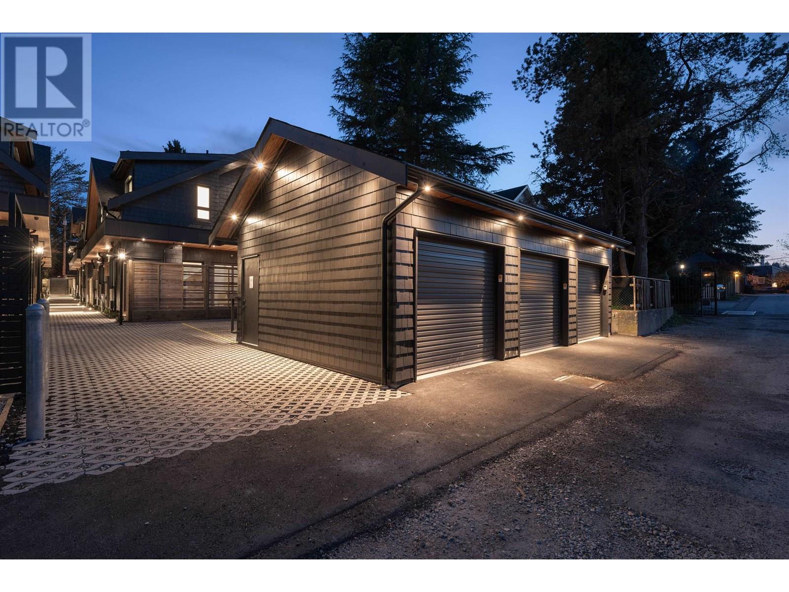 Photo 10 of 5 371 E 33rd Avenue, Vancouver BC