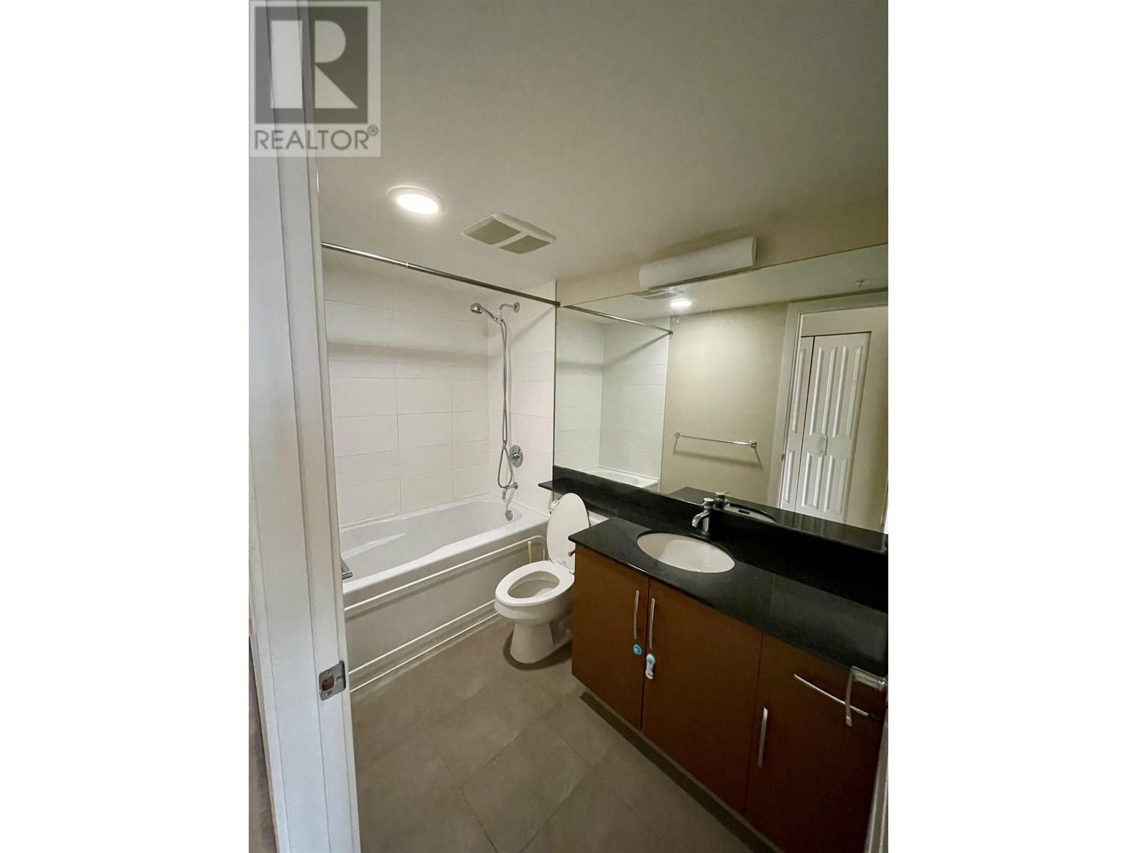 Photo 7 of 1701 6351 Buswell Street, Richmond BC