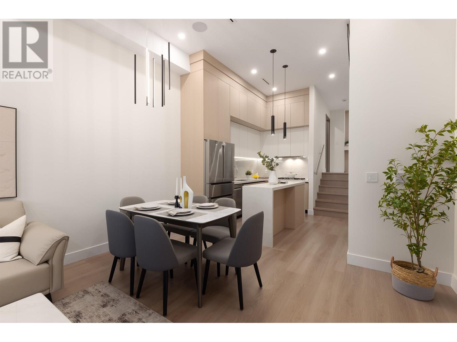 Photo 12 of 102 914 Rochester Avenue, Coquitlam BC