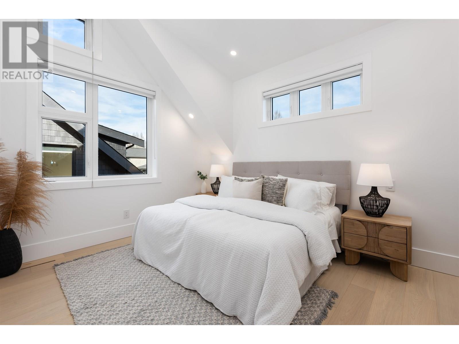 Photo 24 of 2 375 E 33rd Avenue, Vancouver BC
