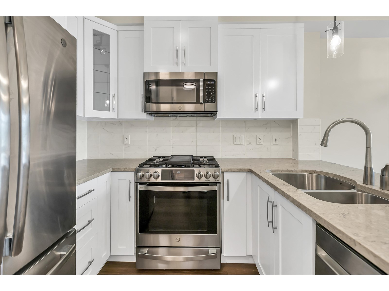 Photo 9 of 418 11077 Ravine Road, Surrey BC