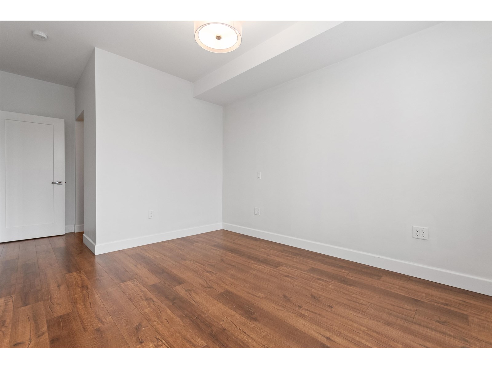 301 45750 KEITH WILSON ROAD, Vedder Crossing, Chilliwack