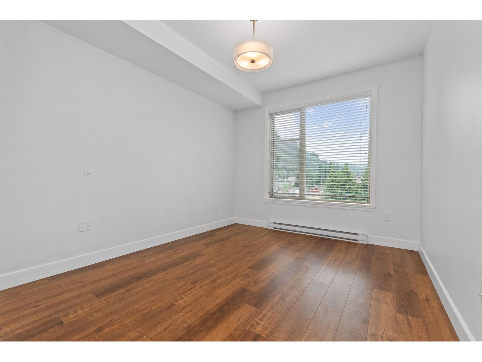 301 45750 KEITH WILSON ROAD, Vedder Crossing, Chilliwack