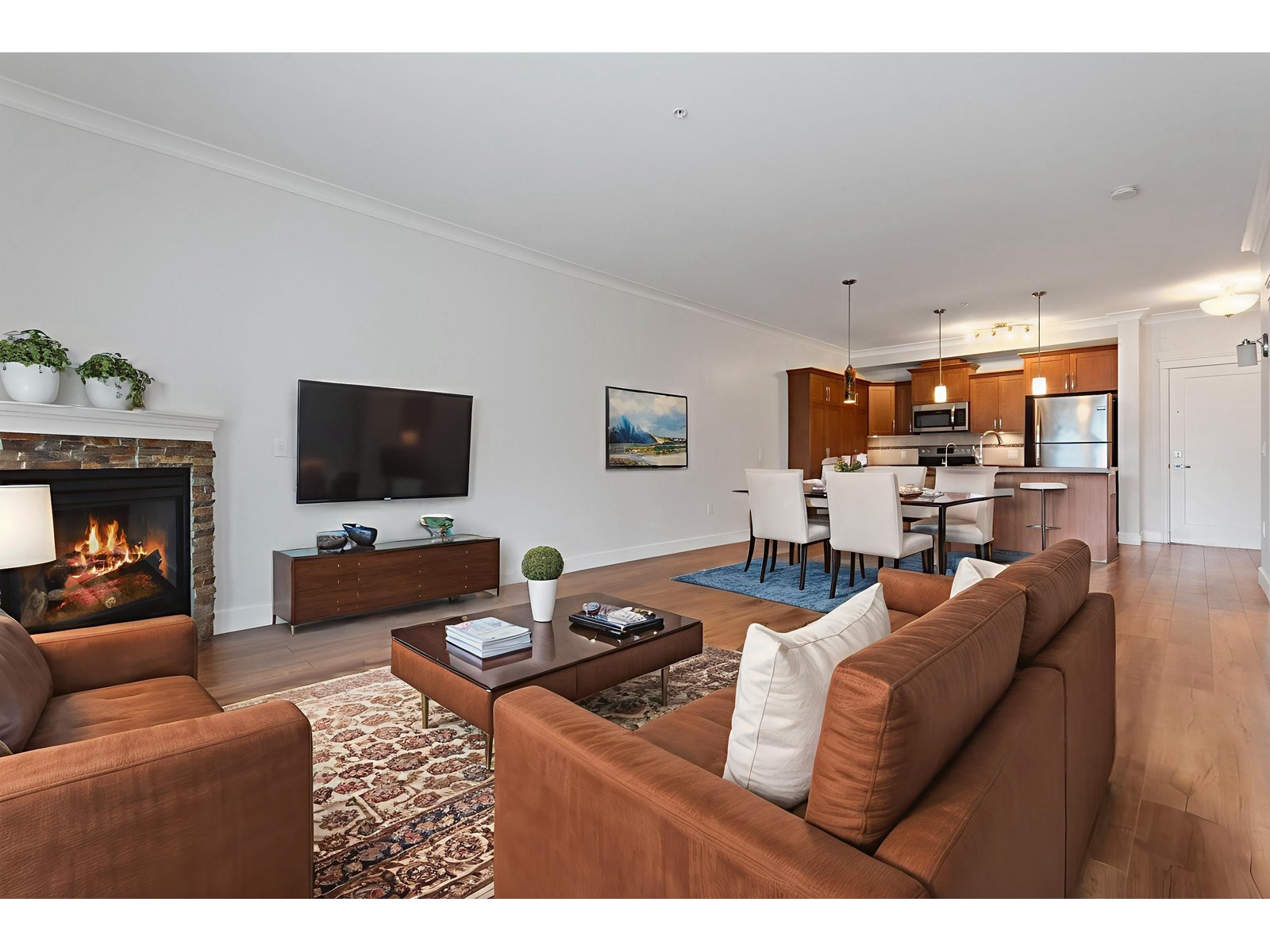 301 45750 KEITH WILSON ROAD, Vedder Crossing, Chilliwack