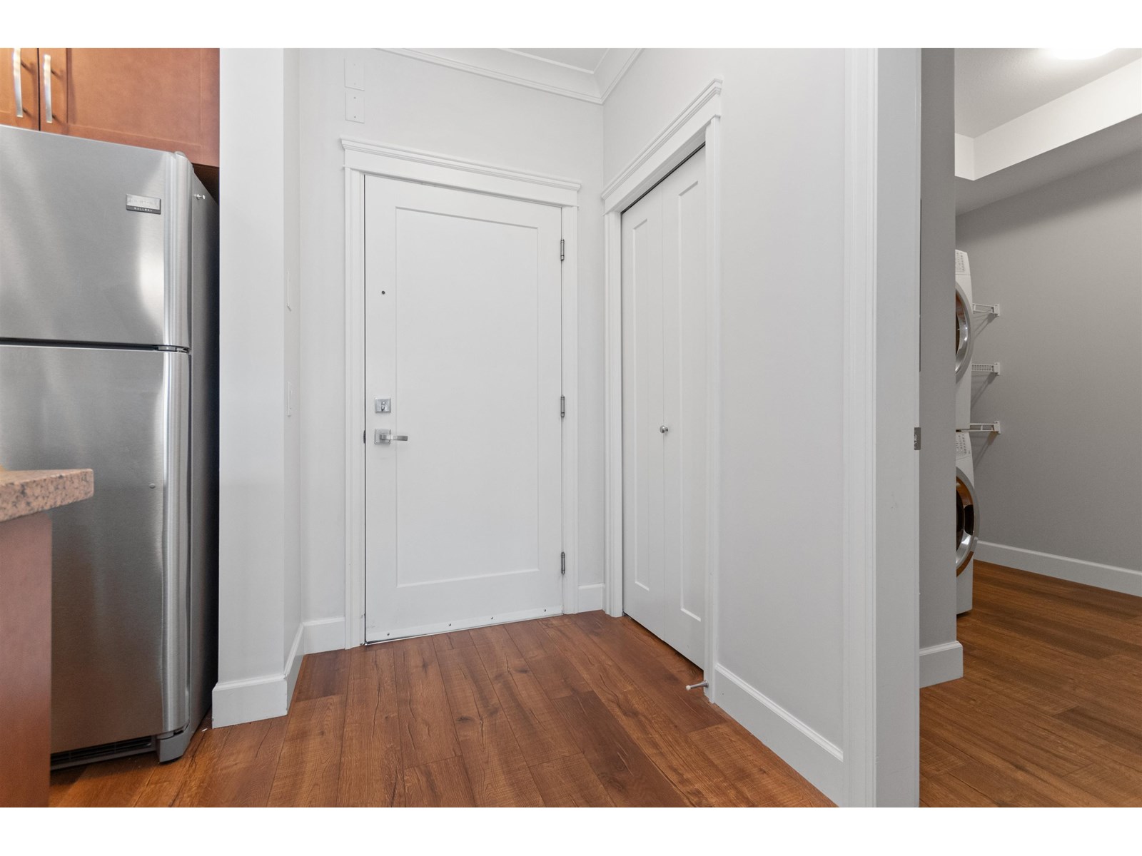 301 45750 KEITH WILSON ROAD, Vedder Crossing, Chilliwack