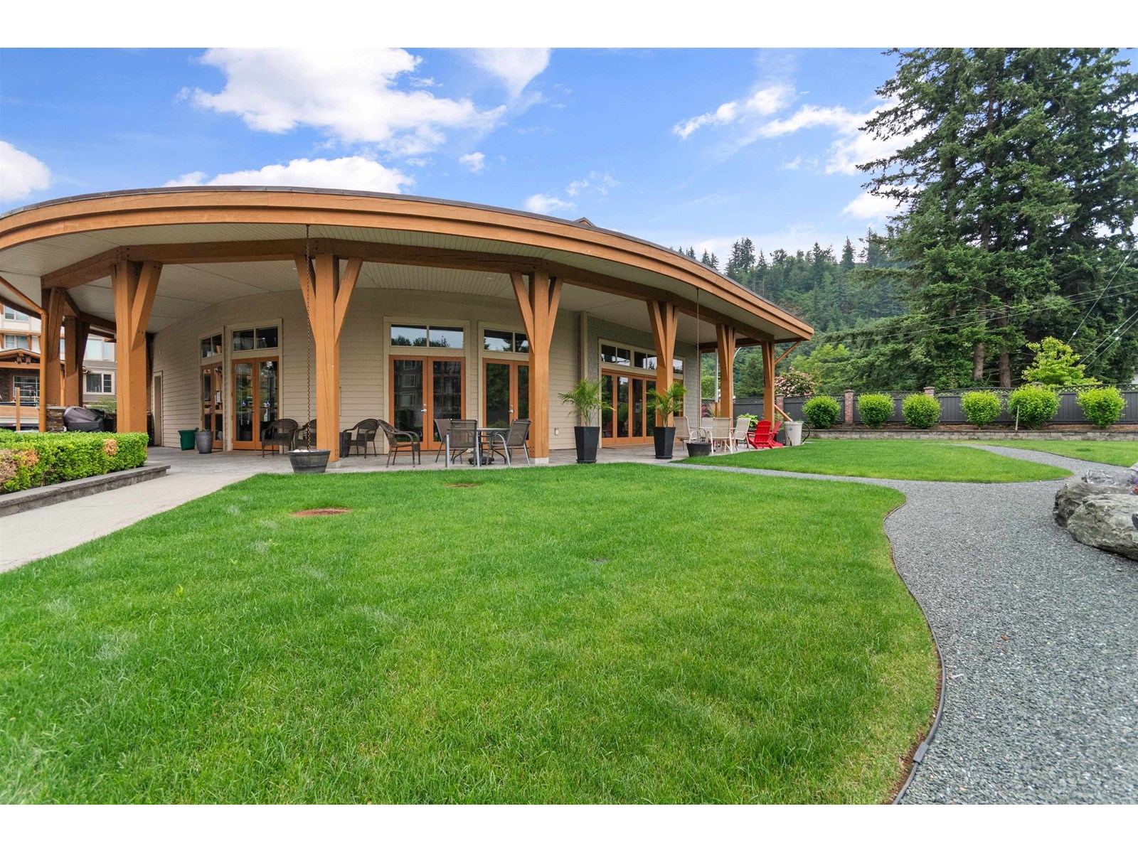 301 45750 KEITH WILSON ROAD, Vedder Crossing, Chilliwack